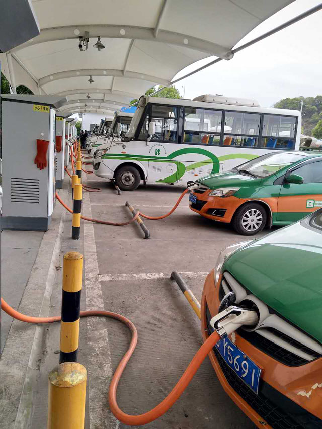 星澤機(jī)電與能科充電樁攜手共同開拓湖南市場(chǎng)